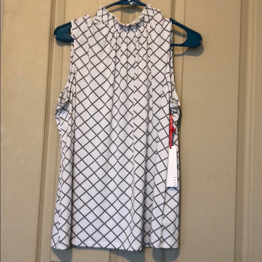 Elle turtle neck blouse